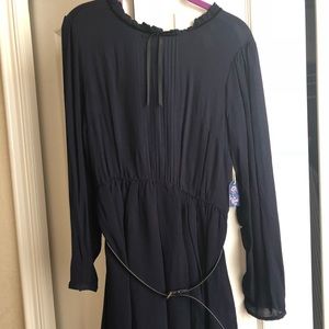 NWT- navy dress 👗
